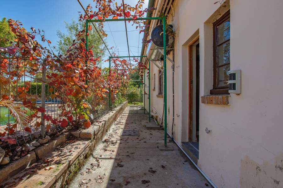 To Let 4 Bedroom Property for Rent in Wellington Central Western Cape